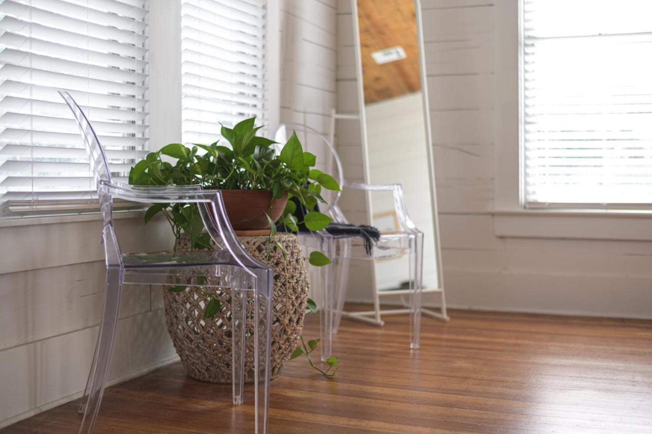 Restored 1930S Uptown Bungalow 2 Min. To Magnolia Waco Esterno foto