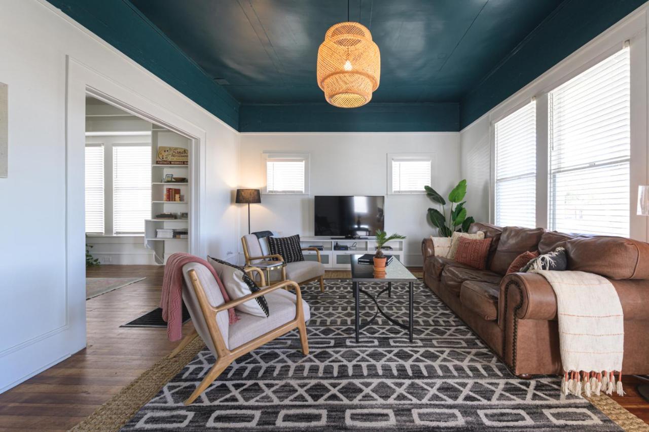 Restored 1930S Uptown Bungalow 2 Min. To Magnolia Waco Esterno foto